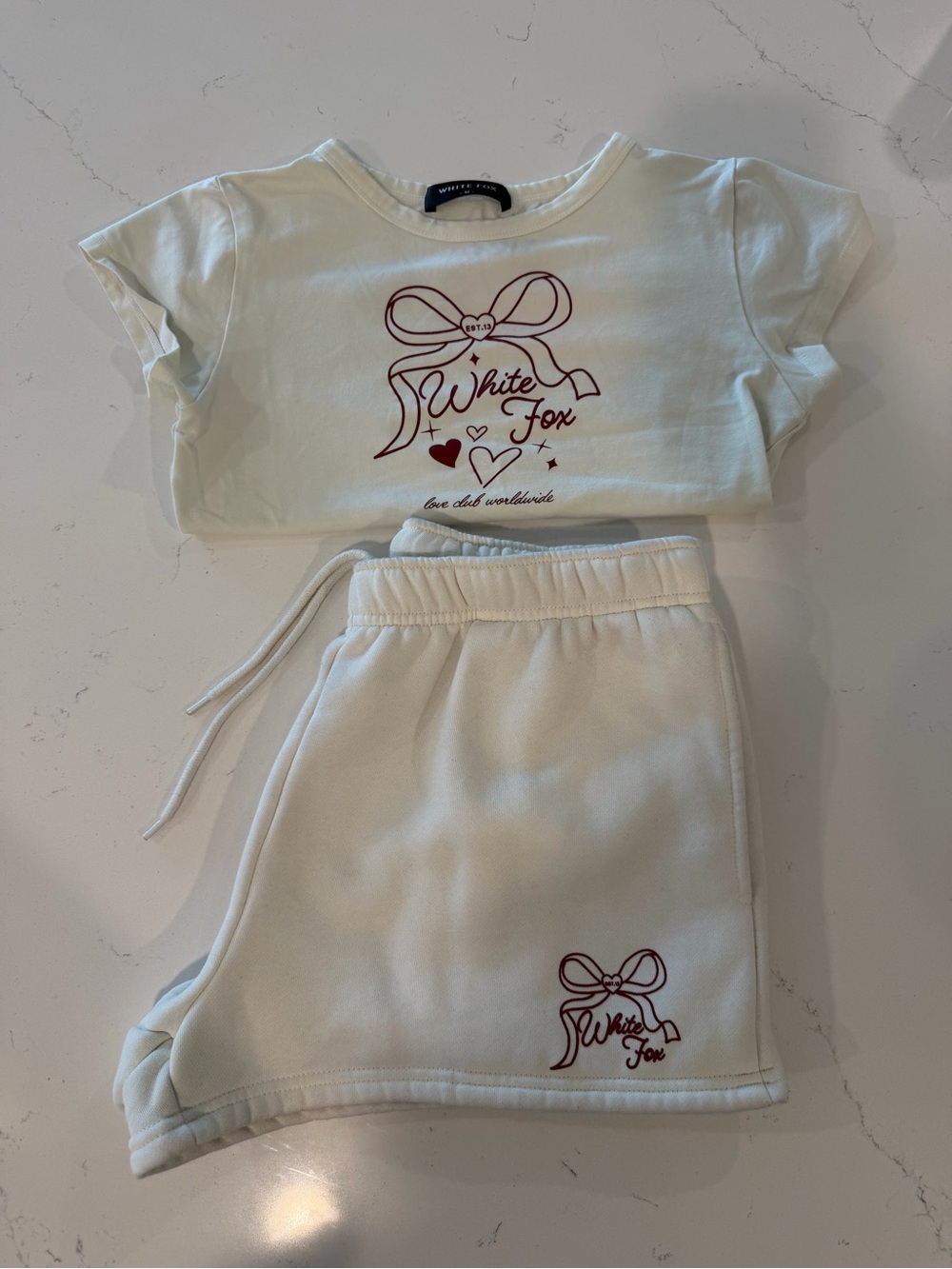 White Fox Set- Size M - Picture 4 of 8